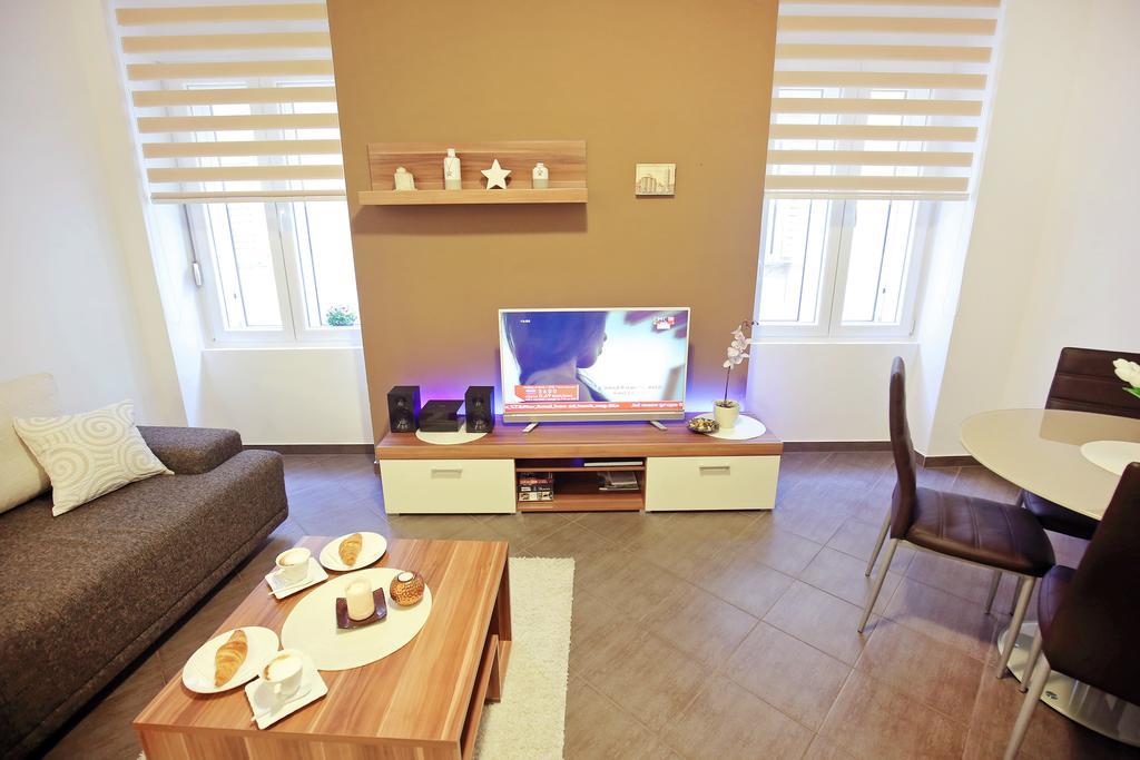 Allegro Exclusive Suites Old Town Center Zadar Eksteriør billede
